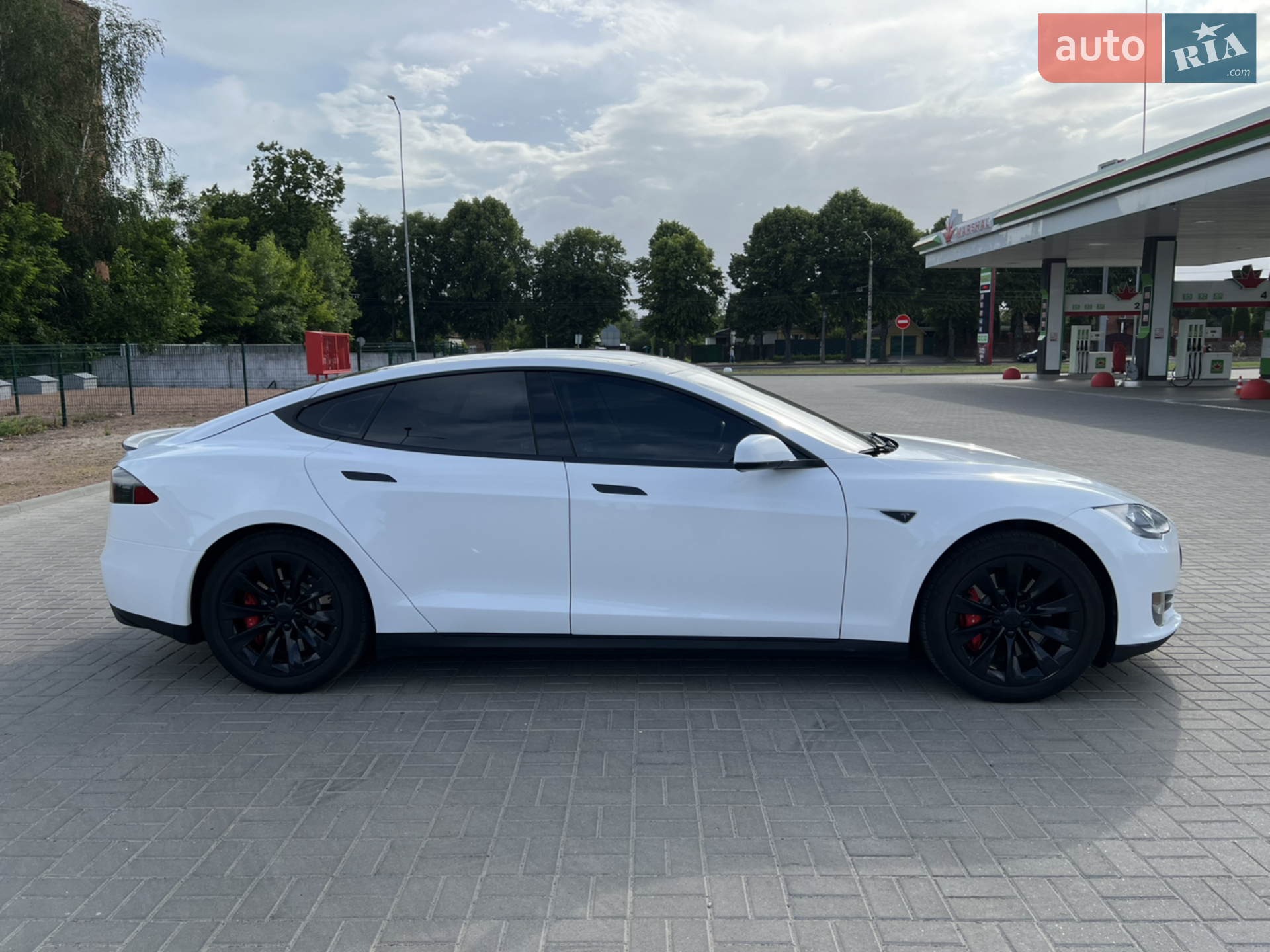 2014 Tesla Model S - мініатюра 10