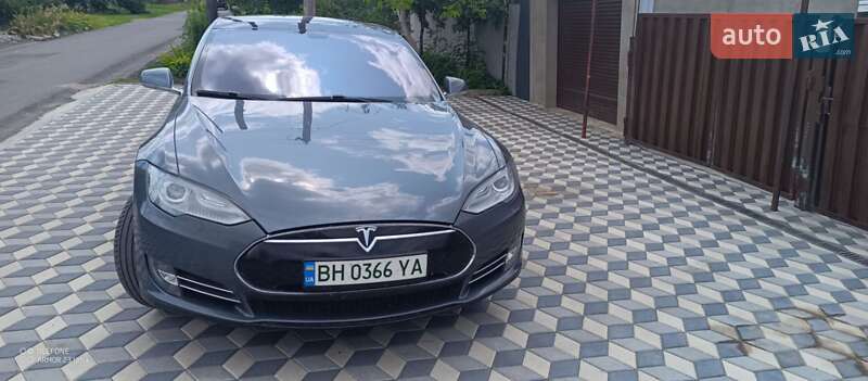 Лифтбек Tesla Model S 2013 в Подольске