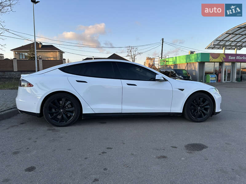 Лифтбек Tesla Model S 2014 в Кропивницком