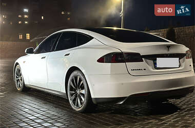 Лифтбек Tesla Model S 2014 в Кропивницком