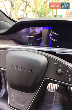 Лифтбек Tesla Model S 2022 в 