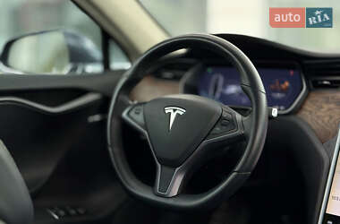 Ліфтбек Tesla Model S 2018 в 