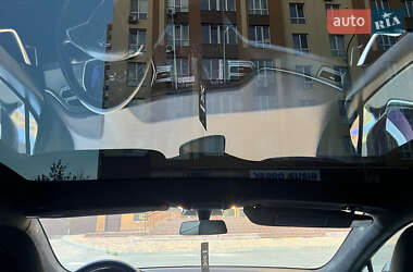 Лифтбек Tesla Model S 2017 в 