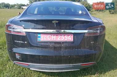 Лифтбек Tesla Model S 2014 в 
