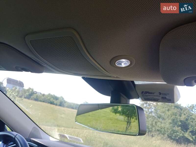 Лифтбек Tesla Model S 2014 в Ивано-Франковске