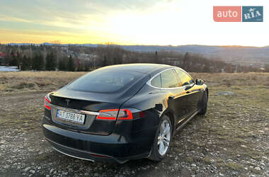 Лифтбек Tesla Model S 2013 в 