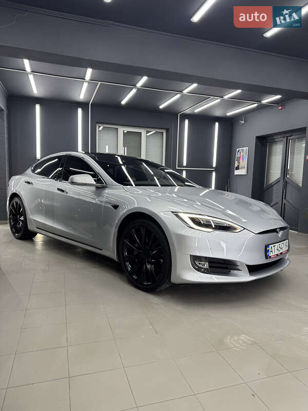 Лифтбек Tesla Model S 2017 в Коломые фото 7 Лифтбек Tesla Model S 2017 в Коломые
