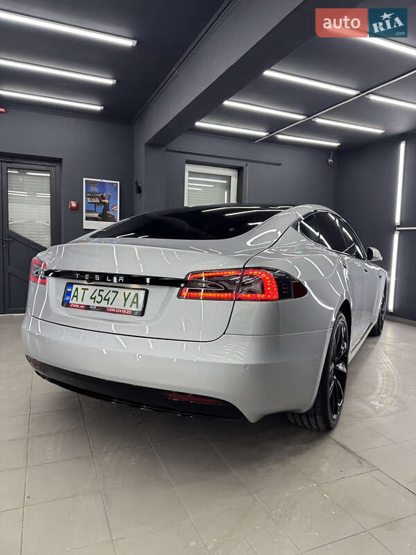 Лифтбек Tesla Model S 2017 в Коломые фото 12 Лифтбек Tesla Model S 2017 в Коломые