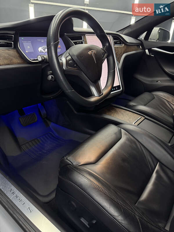 Лифтбек Tesla Model S 2017 в Коломые фото 25 Лифтбек Tesla Model S 2017 в Коломые