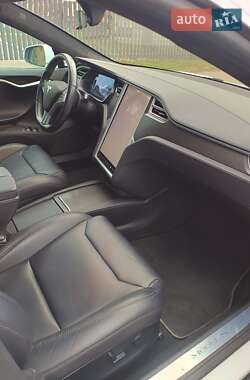 Ліфтбек Tesla Model S 2017 в 