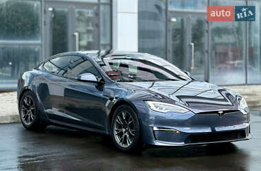 Лифтбек Tesla Model S 2022 в 