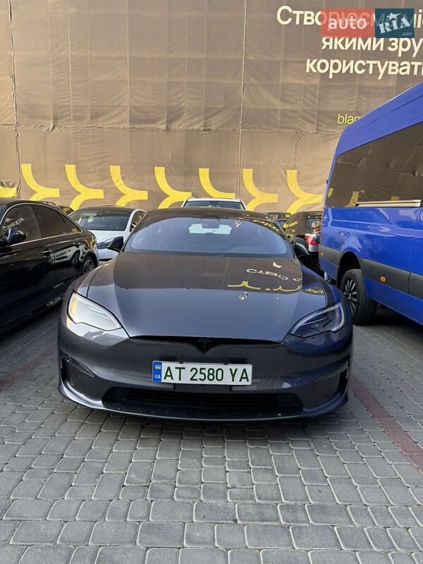 Лифтбек Tesla Model S 2022 в Ивано-Франковске