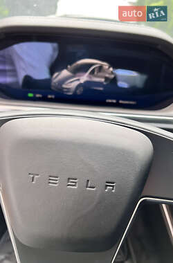 Ліфтбек Tesla Model S 2022 в Івано-Франківську