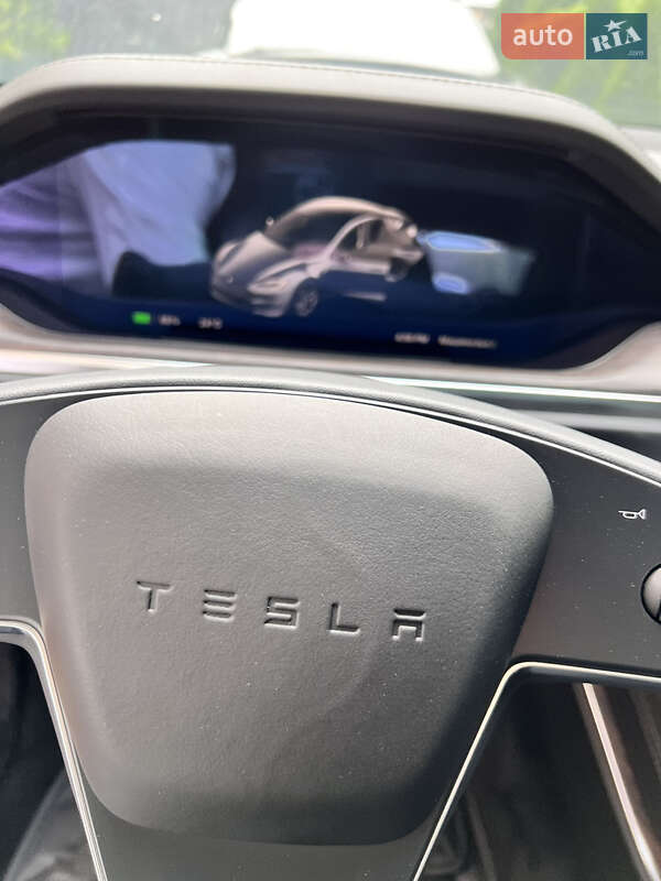 Лифтбек Tesla Model S 2022 в Ивано-Франковске