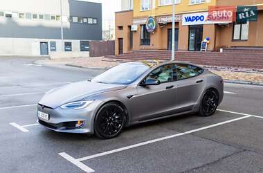 Ліфтбек Tesla Model S 2019 в Києві