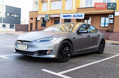 Ліфтбек Tesla Model S 2019 в 