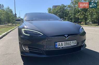 Лифтбек Tesla Model S 2016 в 
