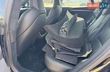 Ліфтбек Tesla Model S 2021 в 