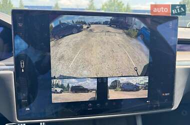 Ліфтбек Tesla Model S 2021 в 