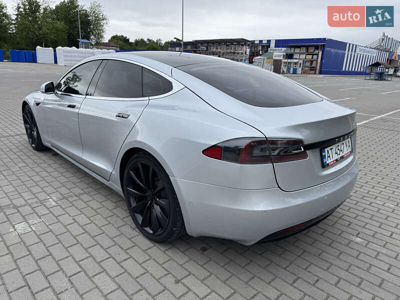 Лифтбек Tesla Model S 2017 в Коломые фото 63 Лифтбек Tesla Model S 2017 в Коломые