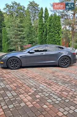Лифтбек Tesla Model S 2021 в 