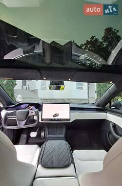Лифтбек Tesla Model S 2021 в 
