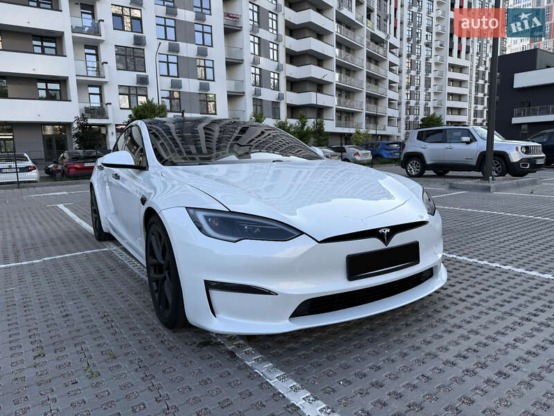 Ліфтбек Tesla Model S 2023 в Києві