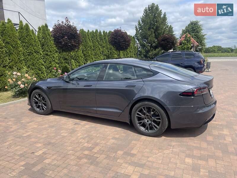 Лифтбек Tesla Model S 2022 в Ивано-Франковске