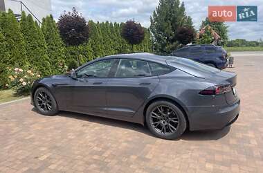 Лифтбек Tesla Model S 2022 в 