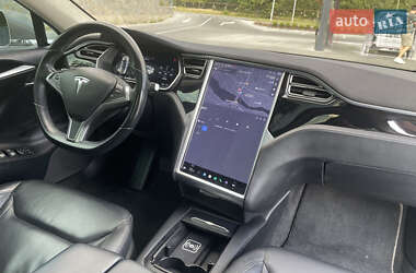 Ліфтбек Tesla Model S 2016 в 