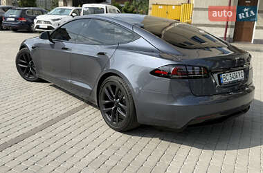 Лифтбек Tesla Model S 2022 в Львове