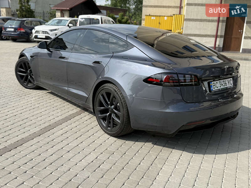 Лифтбек Tesla Model S 2022 в Шептицькому