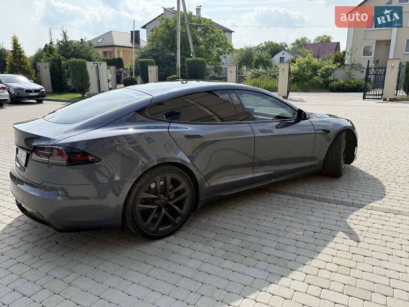 Лифтбек Tesla Model S 2022 в Шептицькому