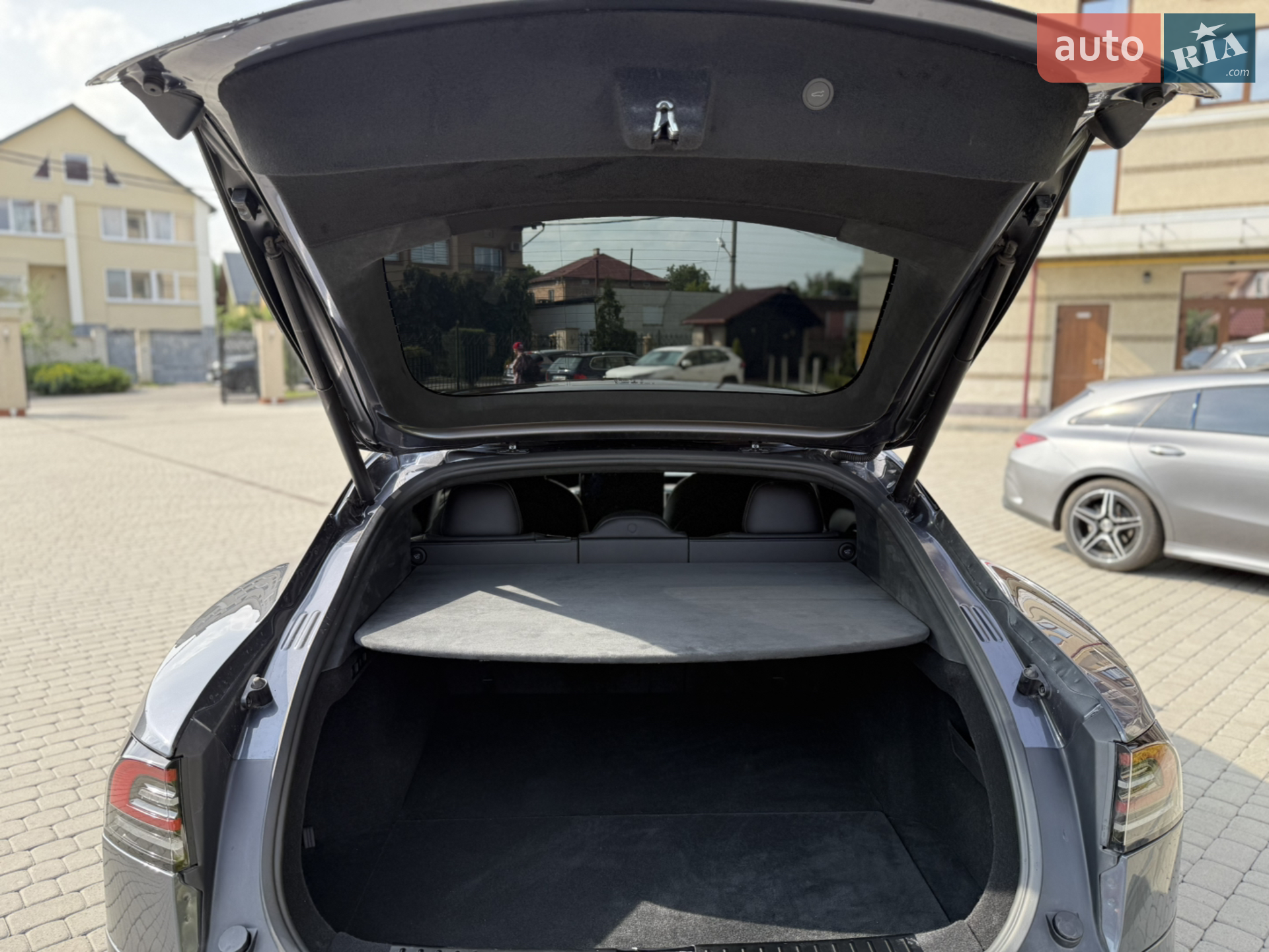 2022 Tesla Model S - мініатюра 17