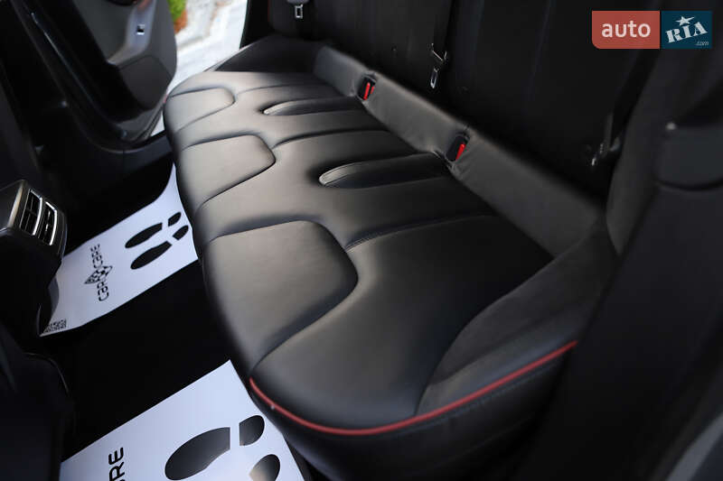 Лифтбек Tesla Model S 2014 в Дрогобыче