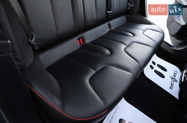 Лифтбек Tesla Model S 2014 в 