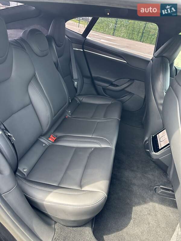 Лифтбек Tesla Model S 2021 в Киеве фото 7 Лифтбек Tesla Model S 2021 в Киеве