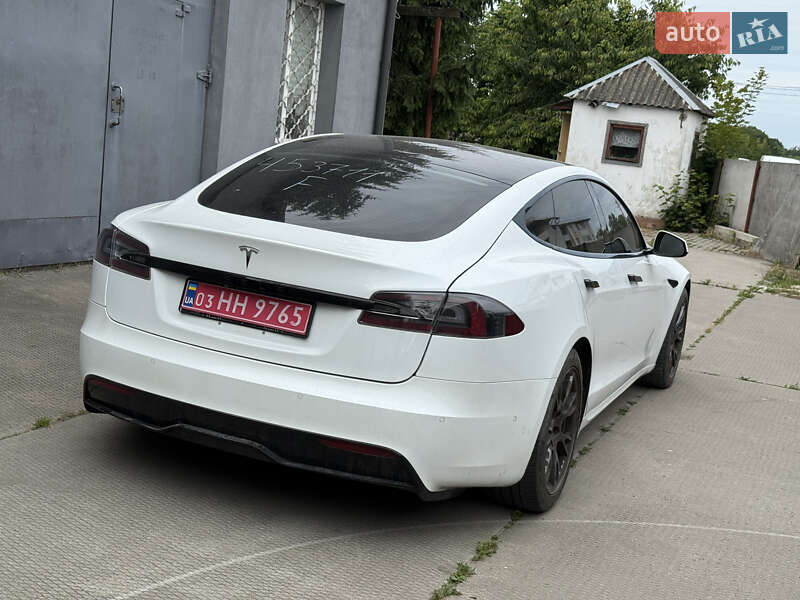 Лифтбек Tesla Model S 2021 в Владимире фото 9 Лифтбек Tesla Model S 2021 в Владимире