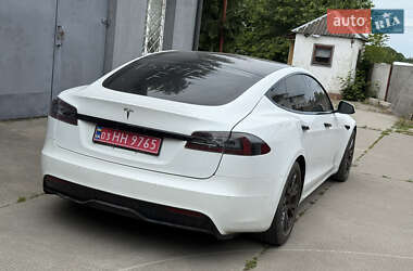 Лифтбек Tesla Model S 2021 в 