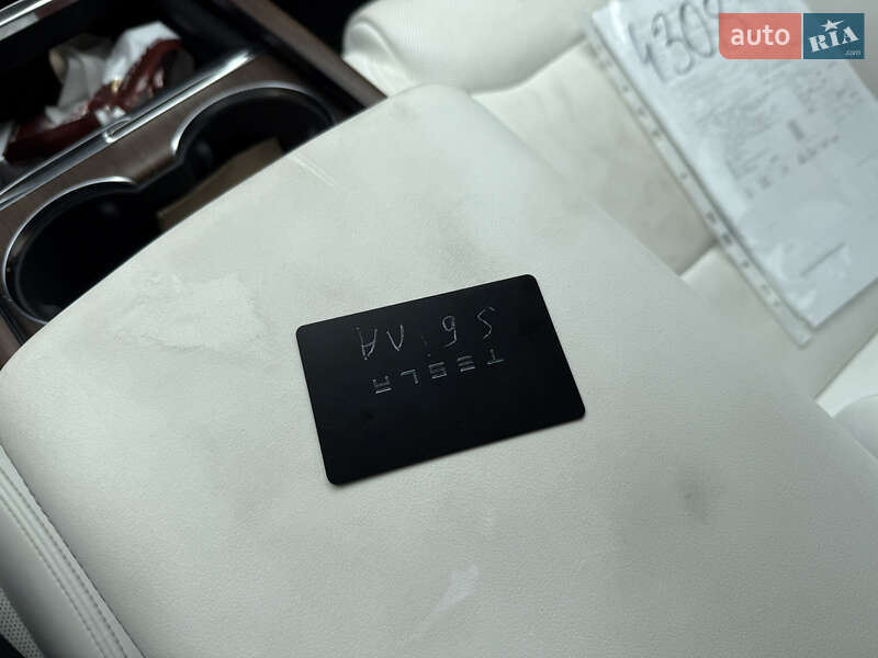 Лифтбек Tesla Model S 2021 в Владимире фото 20 Лифтбек Tesla Model S 2021 в Владимире