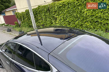 Лифтбек Tesla Model S 2015 в 