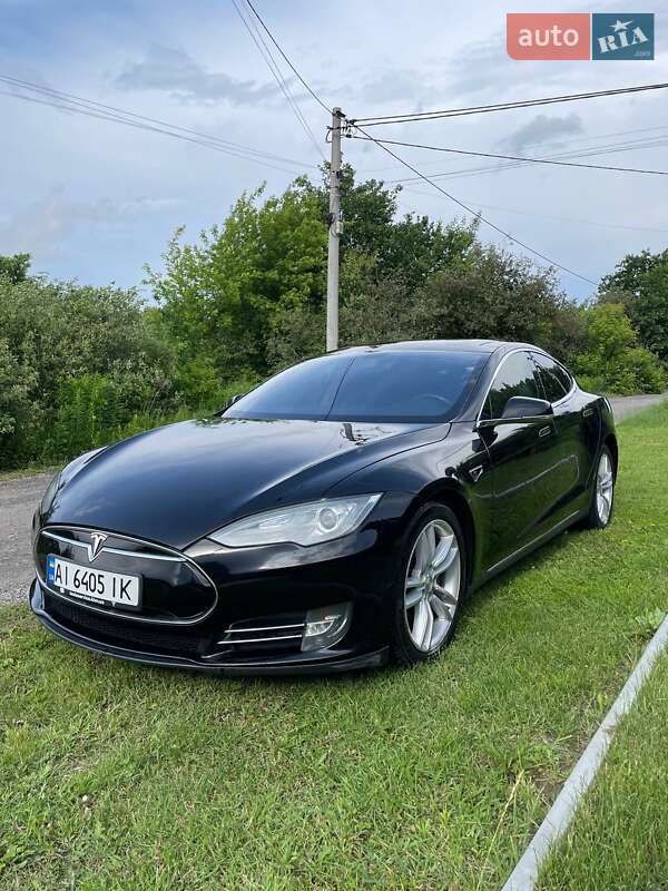 Лифтбек Tesla Model S 2013 в Киеве фото 2 Лифтбек Tesla Model S 2013 в Киеве