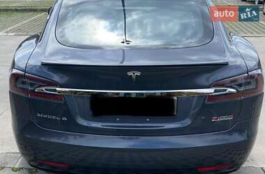 Ліфтбек Tesla Model S 2018 в 