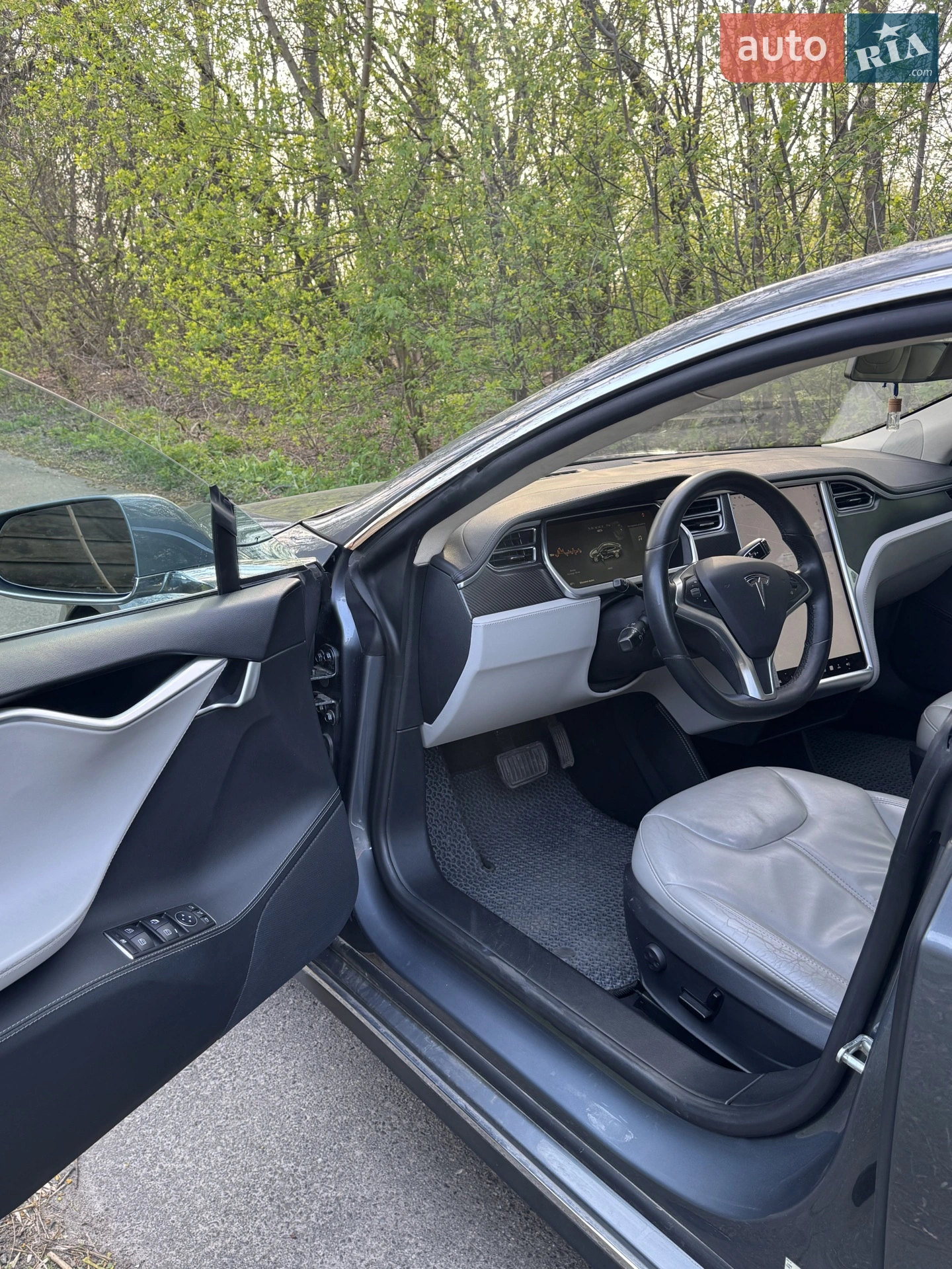 2014 Tesla Model S - мініатюра 7