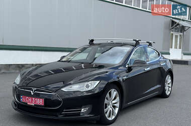 Ліфтбек Tesla Model S 2013 в Вінниці