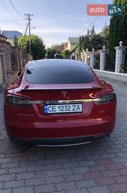 Ліфтбек Tesla Model S 2013 в 
