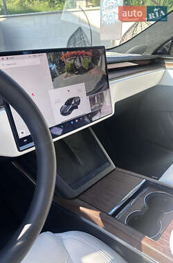 Лифтбек Tesla Model S 2022 в 