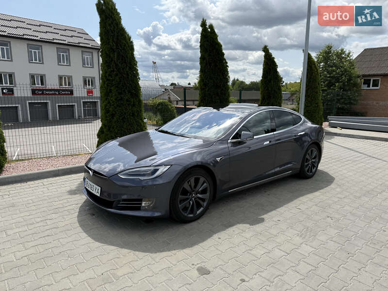 Ліфтбек Tesla Model S 2020 в Вінниці фото 10 Ліфтбек Tesla Model S 2020 в Вінниці