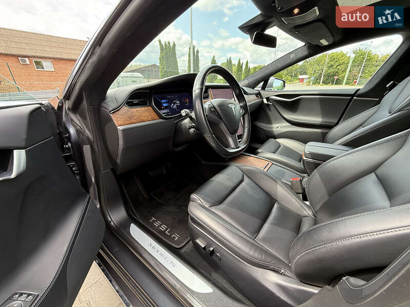Ліфтбек Tesla Model S 2020 в Вінниці фото 21 Ліфтбек Tesla Model S 2020 в Вінниці