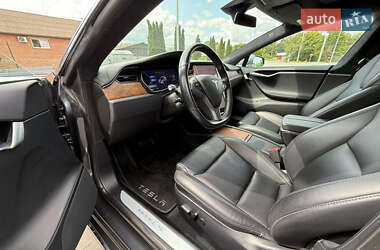 Ліфтбек Tesla Model S 2020 в 